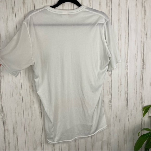 Patagonia Capilene white tee size large - Picture 6 of 6